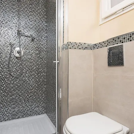 Ludovisi By In Apartment Rom